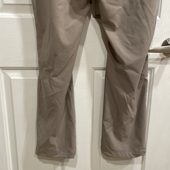 Columbia Men’s Nylon Pants Sz 36 - Picture 8 of 12